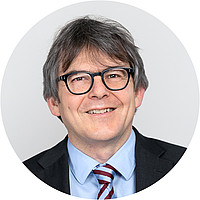 Porträt von Prof. Patrick Maier